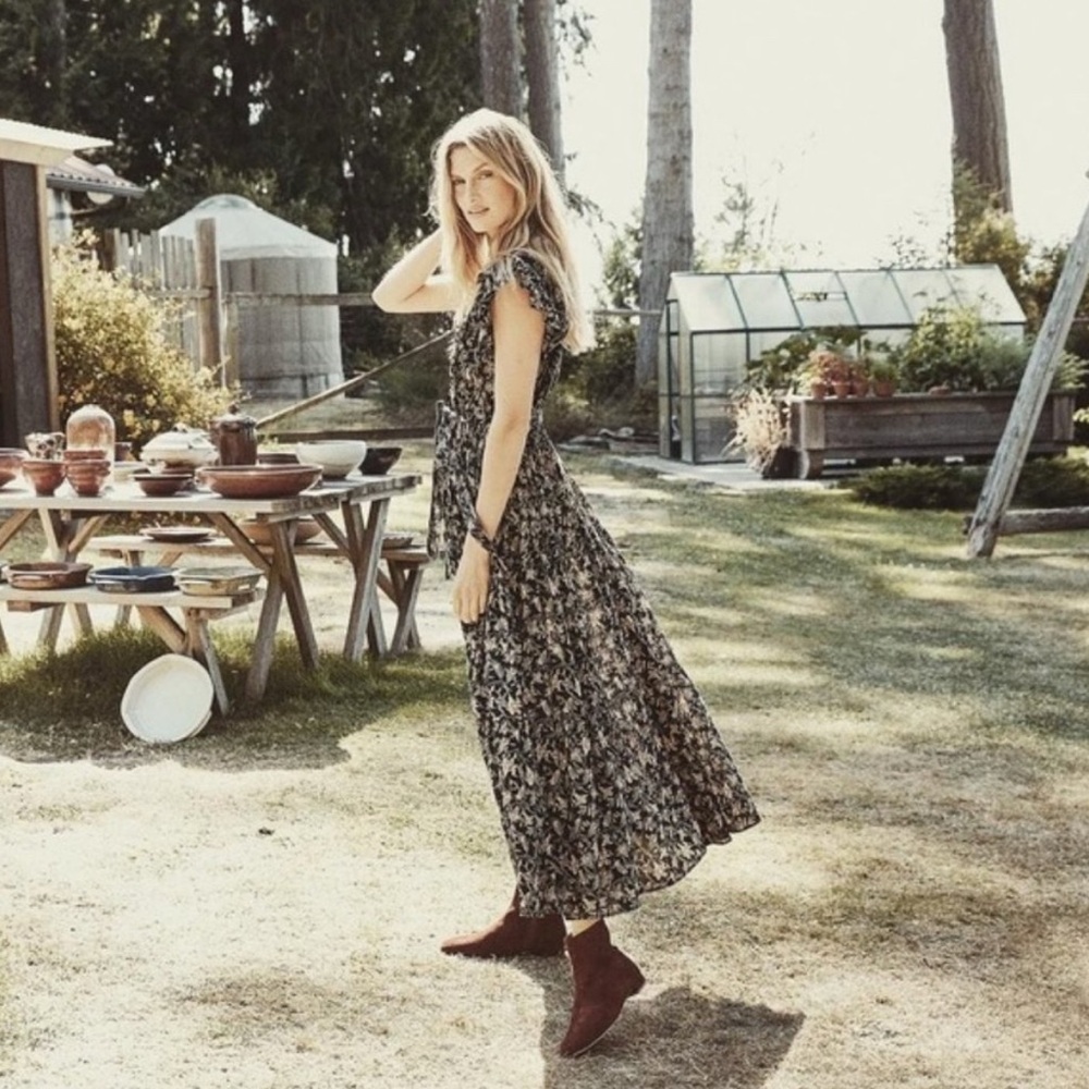 Doen Black Maxi Dress with Floral Print